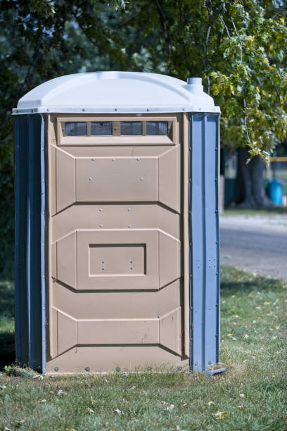Best Luxury portable toilet rental  in Rothschild, WI